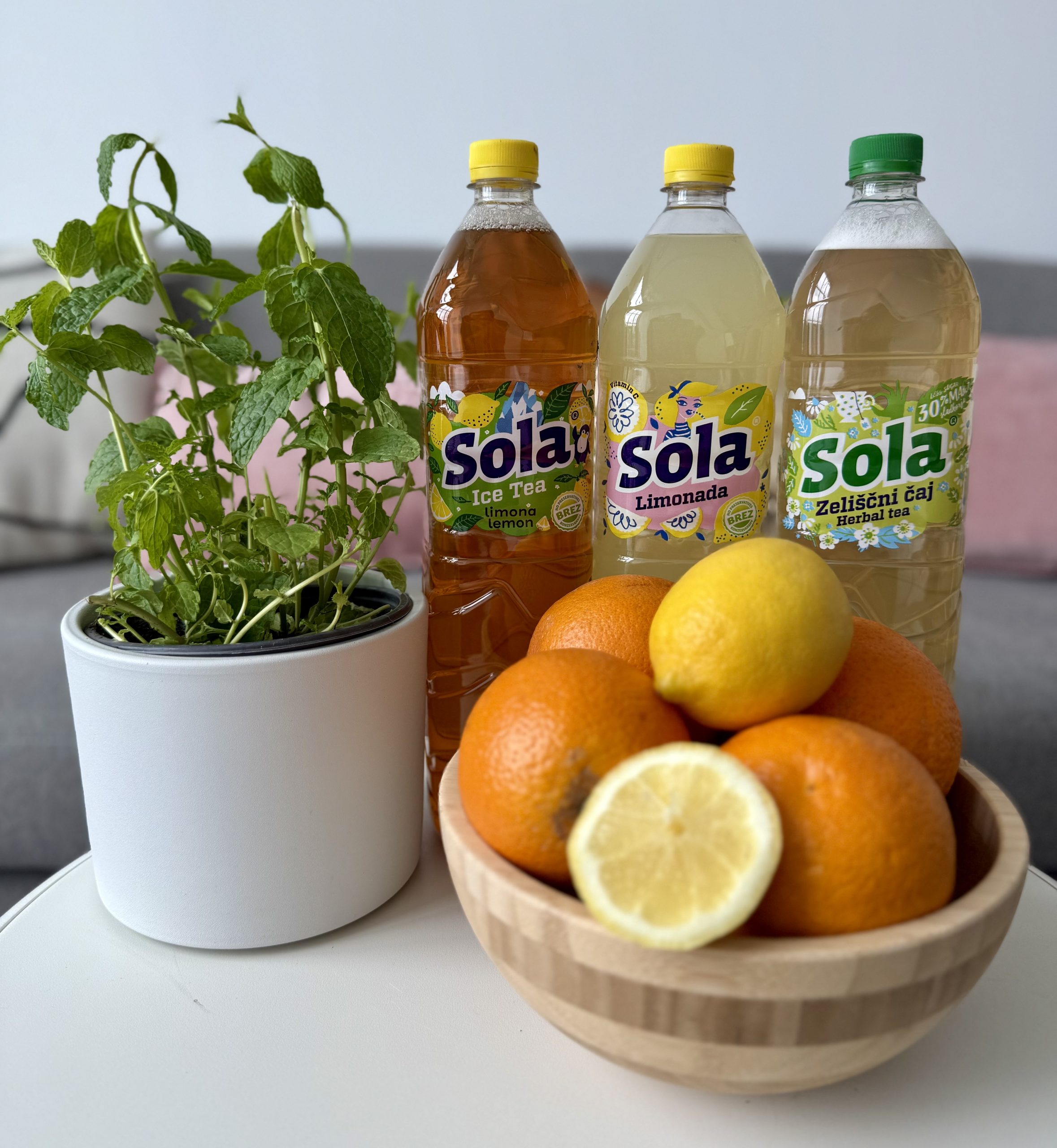 Sola