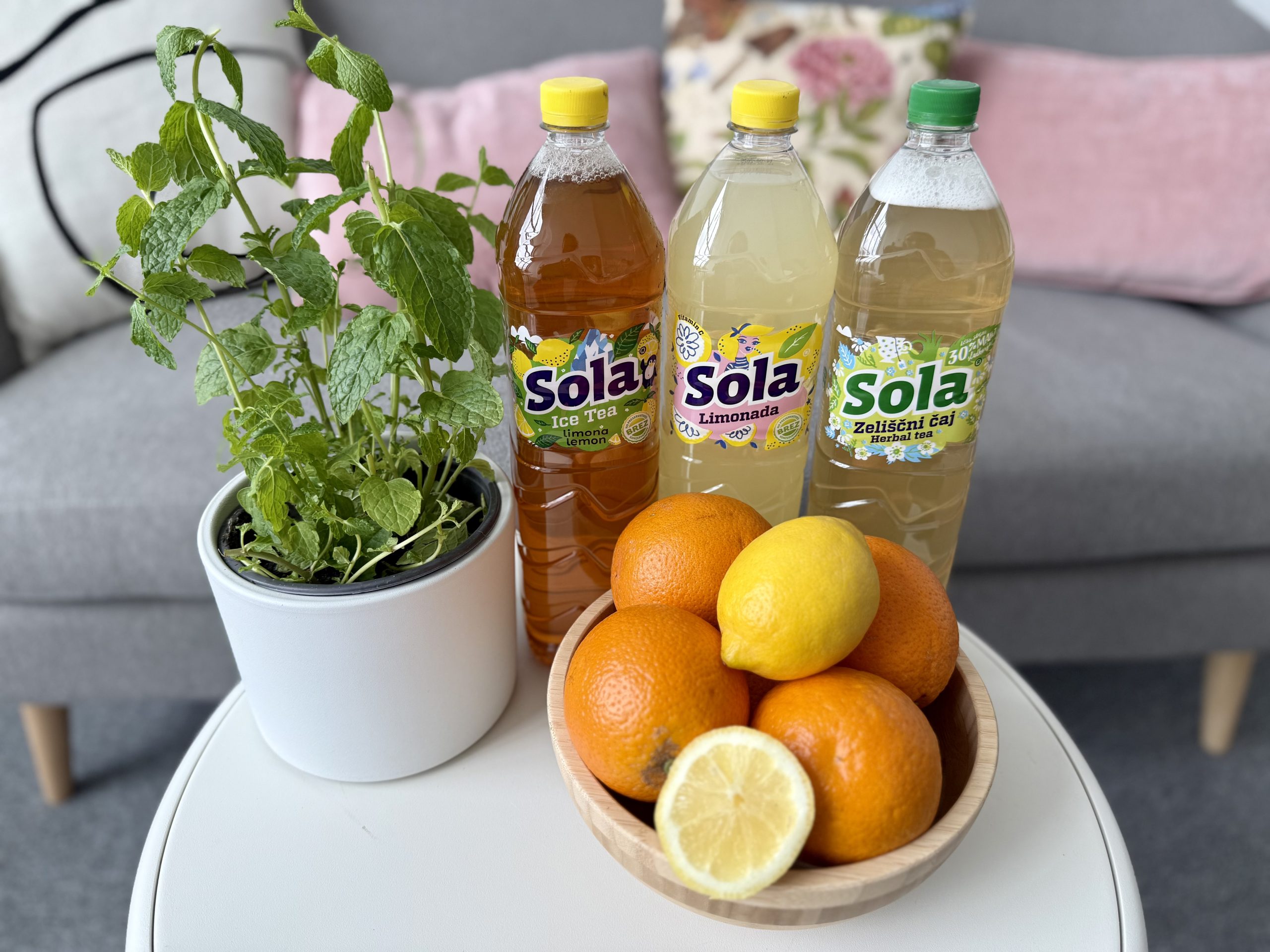 Sola