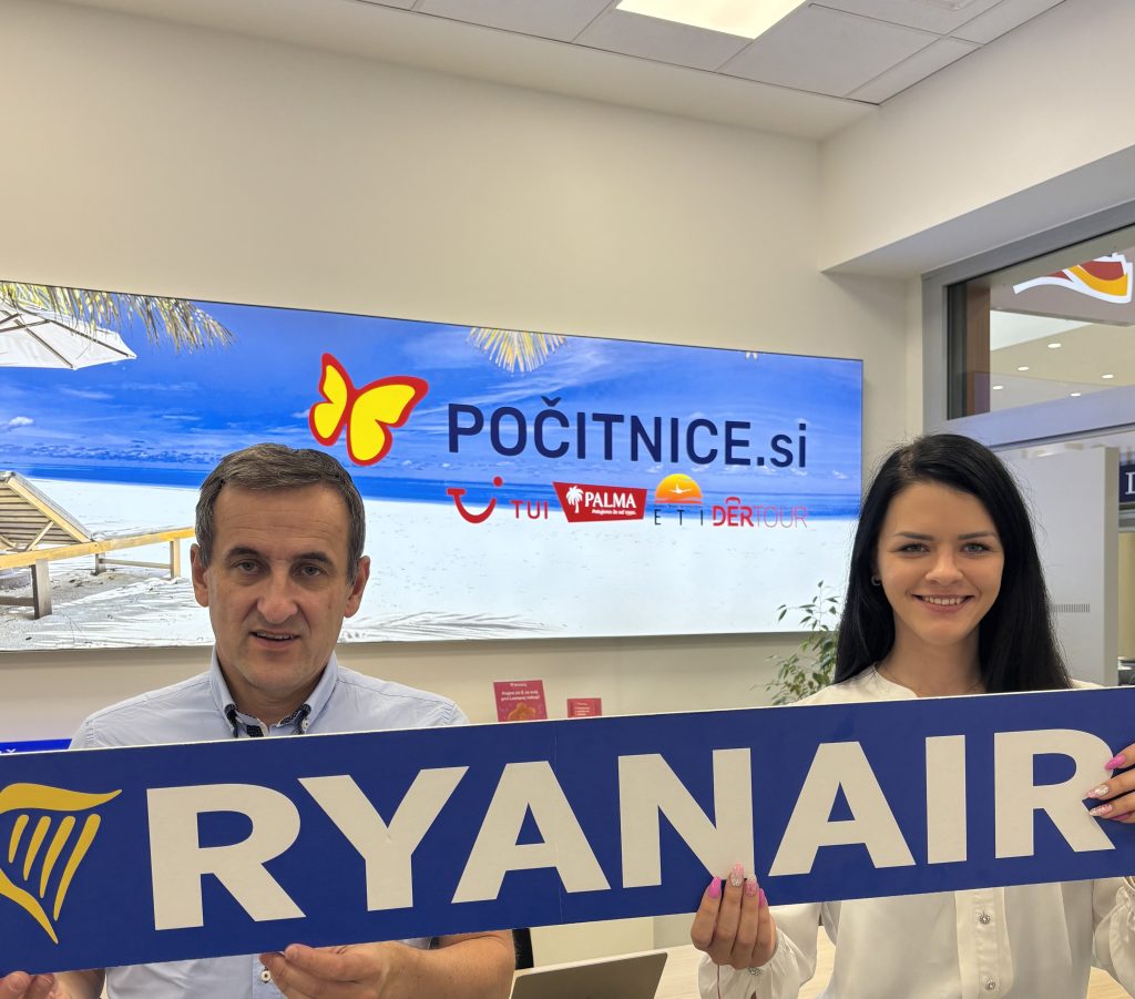 Ryanair, Počitnice.si