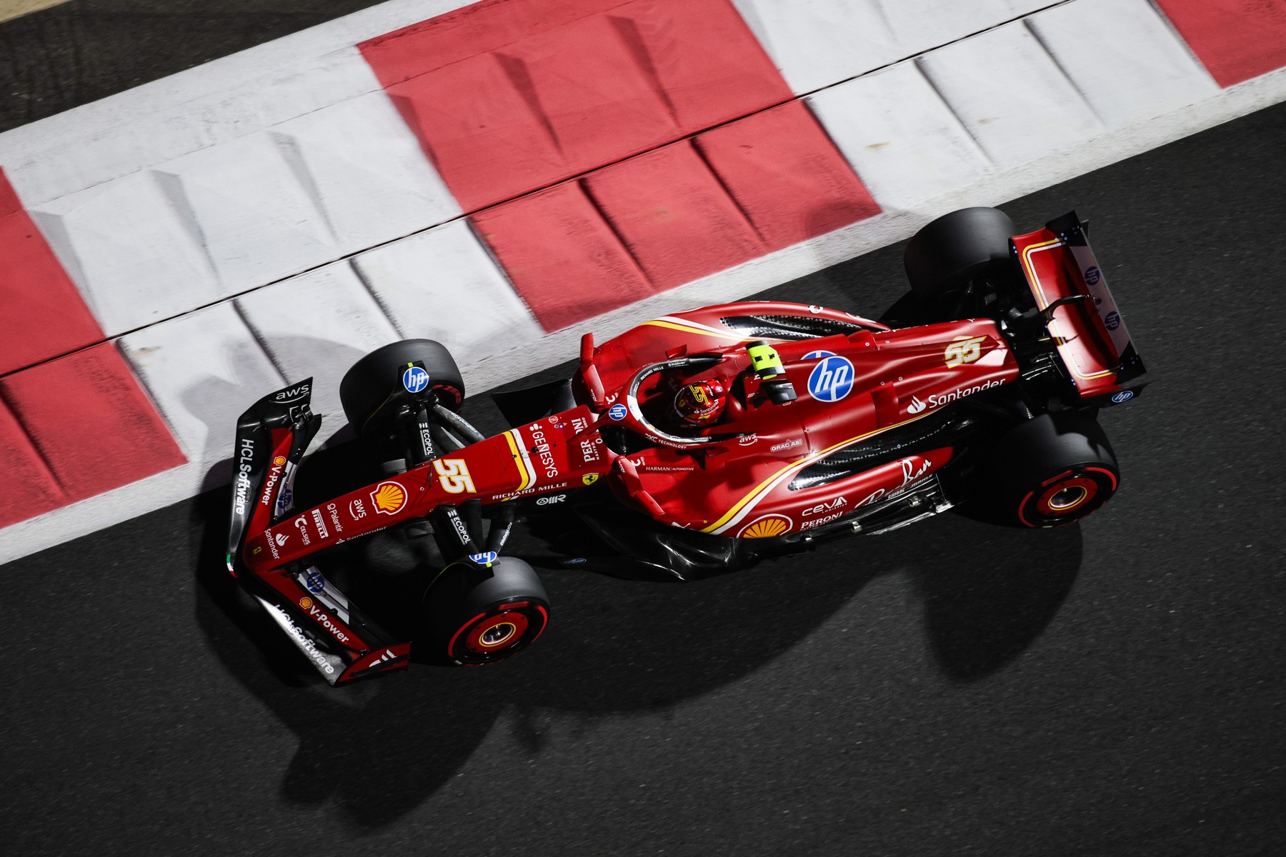 Ferrari Shell On Track Shell in Ferrari – strast do hitrosti v vaši dlani - Žurnal24 priporoča