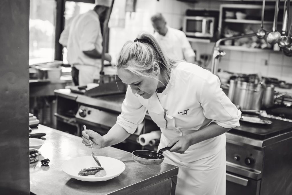 Arhiv hotela Esplanade