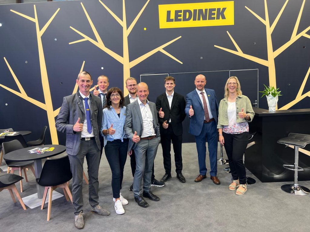 Ledinek